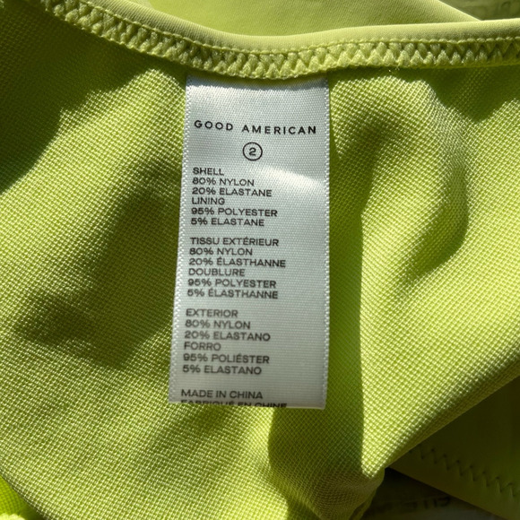 Good American Scuba Hot Shoulder Top Key Lime Bikini Top Size Medium - Picture 5 of 6